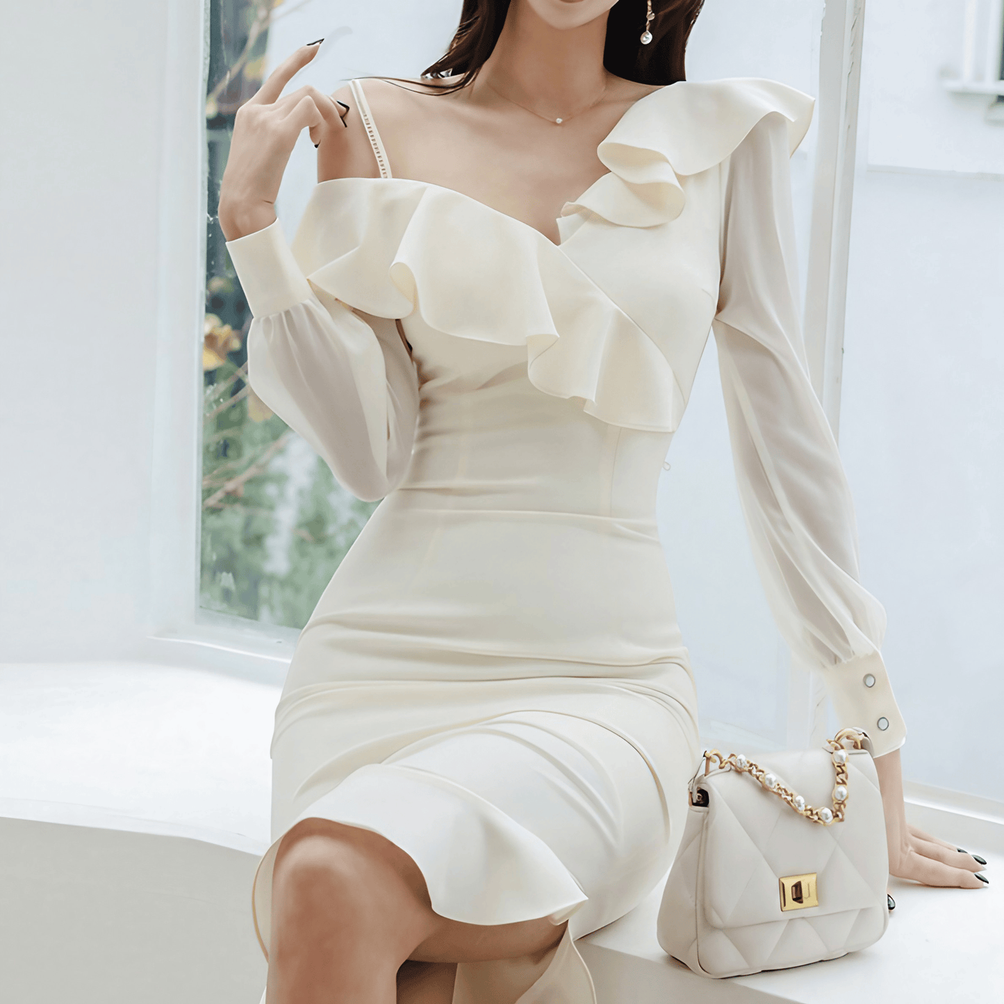 アシンメトリーフリルワンピース