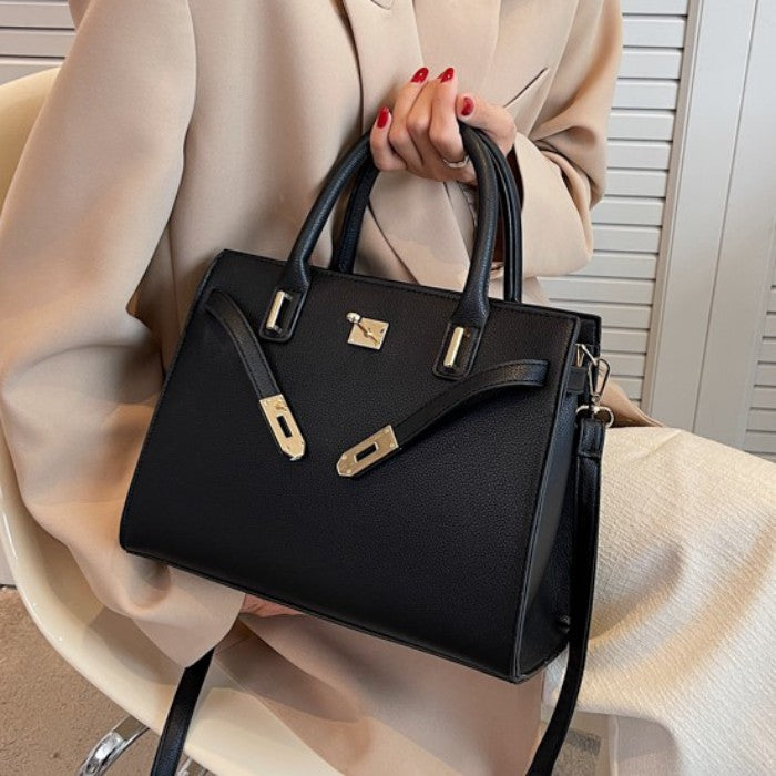 ソフトレザーケリーバッグ