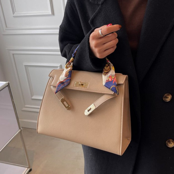 スカーフハンドルレザーケリーバッグ