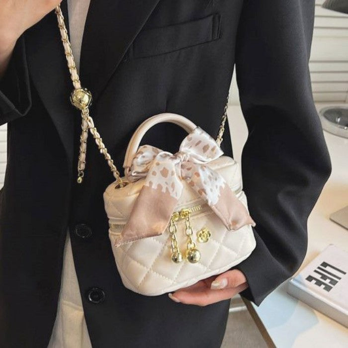 リボン付ボックスバッグ