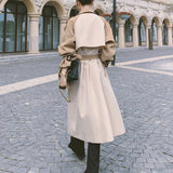 Double-breasted contrast-colour coat