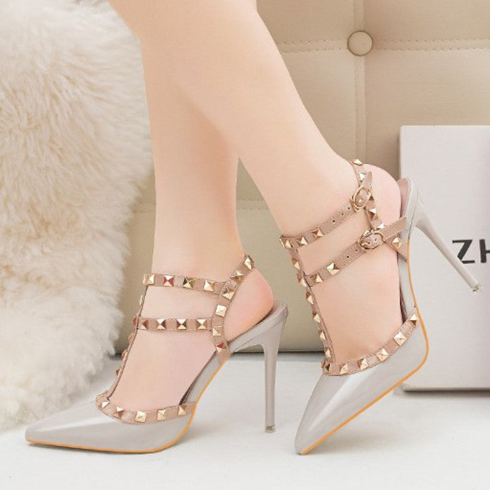 ダブルアンクルストラップリベットヒールサンダル